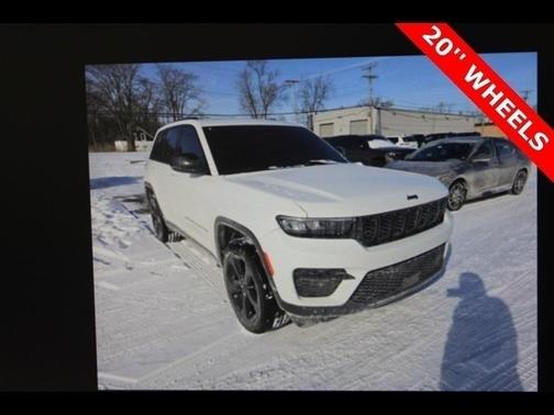 2023 Jeep Grand Cherokee Altitude