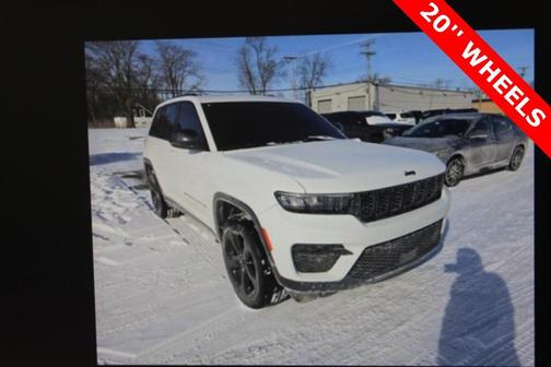 2023 Jeep Grand Cherokee Altitude