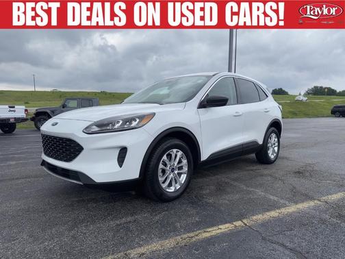 Oxford White 2022 Ford Escape SE