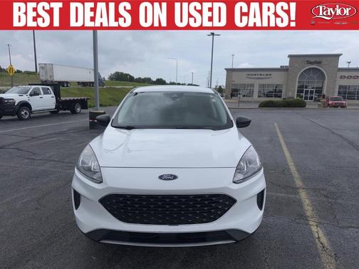 Oxford White 2022 Ford Escape SE
