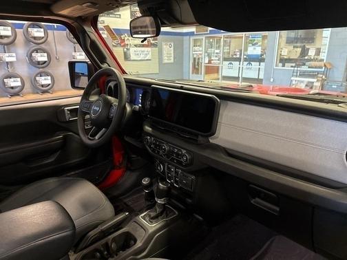 2024 Jeep Gladiator Sport
