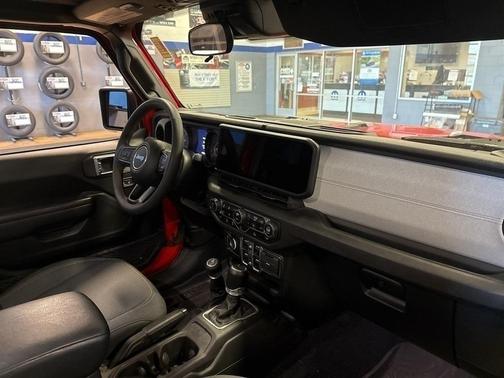 2024 Jeep Gladiator Sport