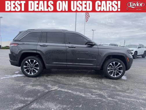 Metallic 2022 Jeep Grand Cherokee Overland