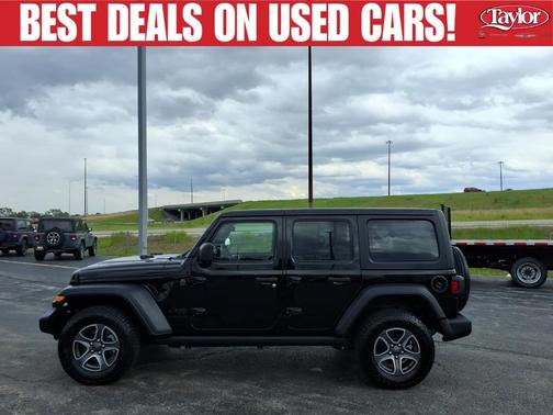 Black Clearcoat 2022 Jeep Wrangler Unlimited Sport