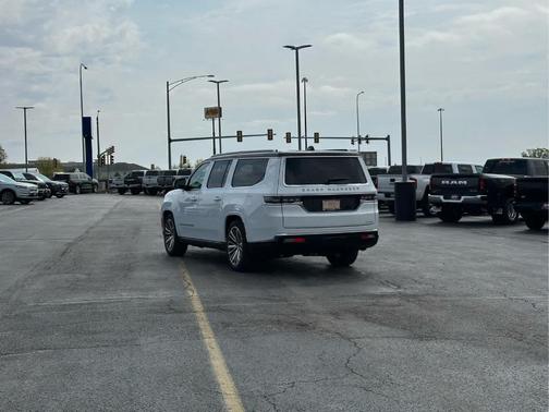 2024 Jeep Grand Wagoneer L Series III