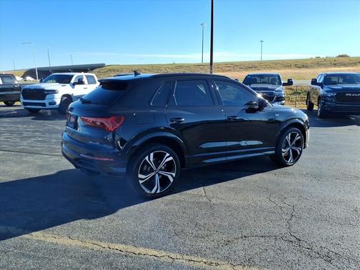 2023 Audi Q3 45 S line Premium