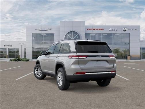 2025 Jeep Grand Cherokee Laredo X