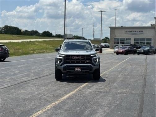 2023 GMC Canyon AT4