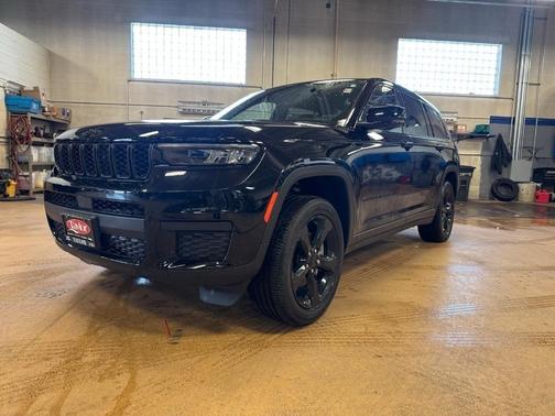 2024 Jeep Grand Cherokee L Laredo