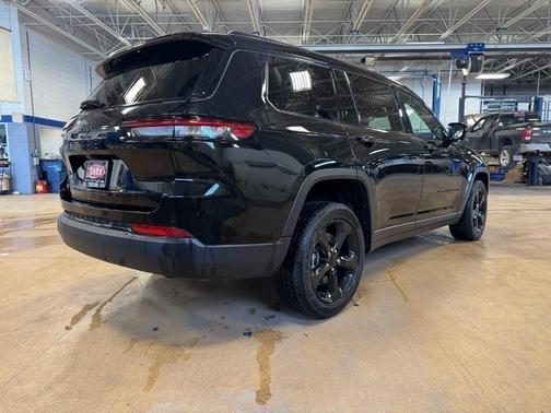 2024 Jeep Grand Cherokee L Laredo