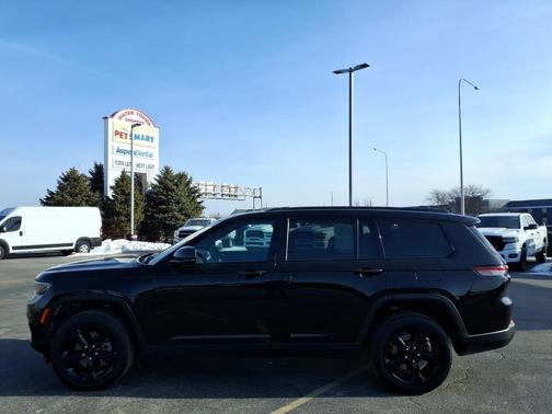 2024 Jeep Grand Cherokee L Laredo