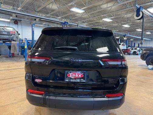 2024 Jeep Grand Cherokee L Laredo