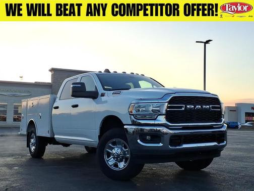 Bright White Clearcoat 2024 RAM 2500 Tradesman