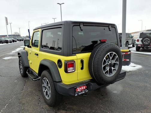 2024 Jeep Wrangler Sport
