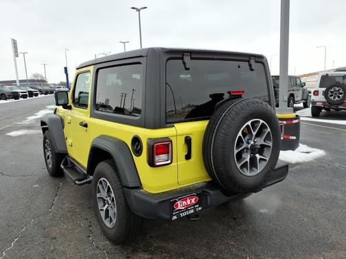 2024 Jeep Wrangler Sport