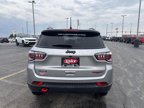 2024 Jeep Compass Trailhawk