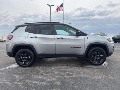 Black 2024 Jeep Compass Trailhawk