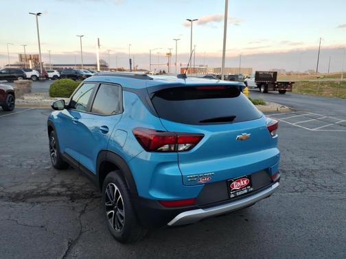 Marina Blue 2025 Chevrolet Trailblazer LT