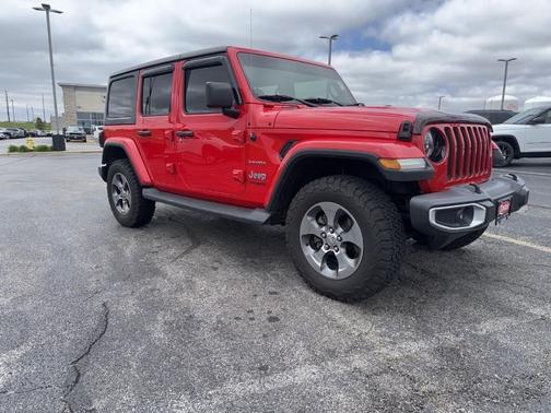 Firecracker Red Clearcoat 2018 Jeep Wrangler Unlimited Sahara
