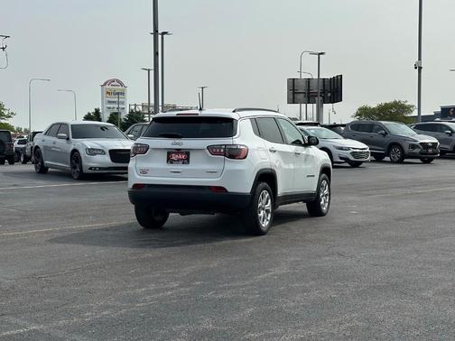 2025 Jeep Compass Latitude