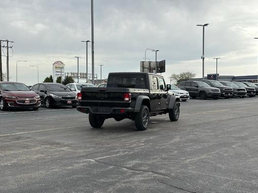 2025 Jeep Gladiator Sport