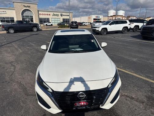 2024 Nissan Altima 2.5 SL