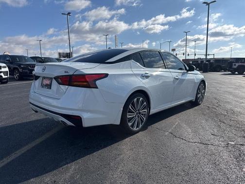2024 Nissan Altima 2.5 SL