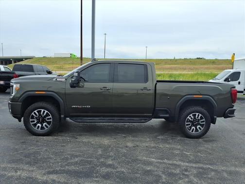 2023 GMC Sierra 2500 AT4