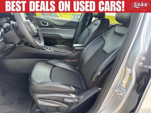 Silver Zynith 2024 Jeep Compass Latitude