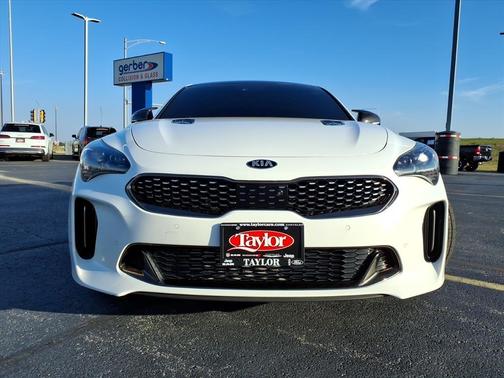 2020 Kia Stinger GT2
