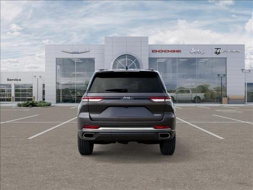 2025 Jeep Grand Cherokee Summit