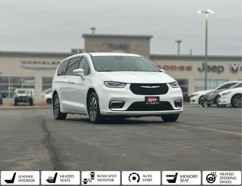 2022 Chrysler Pacifica Hybrid Touring L