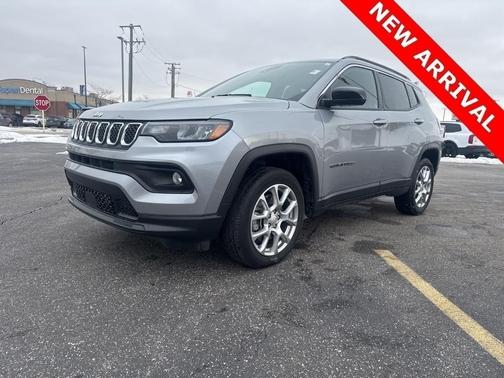 2023 Jeep Compass Latitude Lux