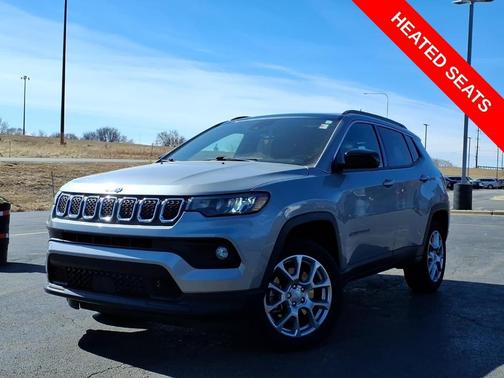 2023 Jeep Compass Latitude Lux