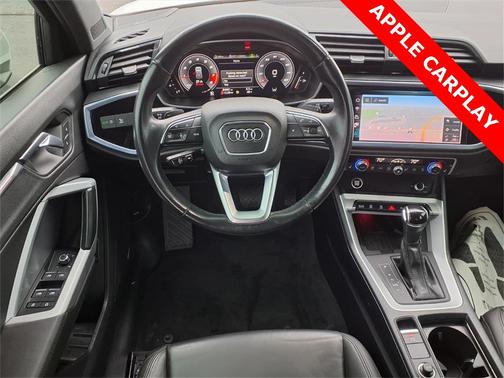 2021 Audi Q3 45 S line Premium