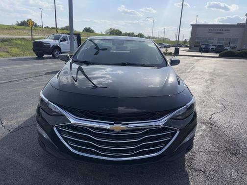 Mosaic Black Metallic 2024 Chevrolet Malibu LT