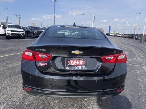 Mosaic Black Metallic 2024 Chevrolet Malibu LT