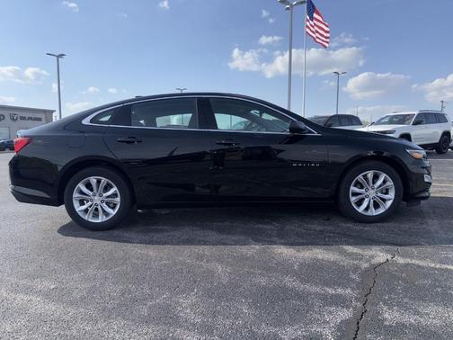 Mosaic Black Metallic 2024 Chevrolet Malibu LT