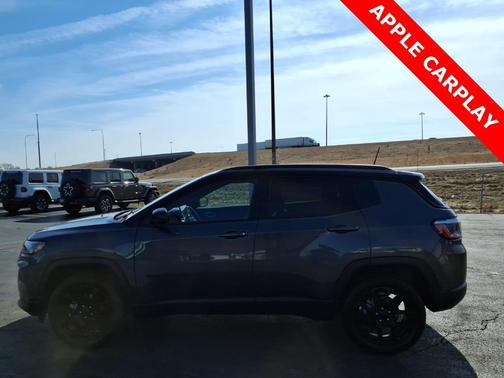 2022 Jeep Compass Altitude