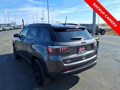 2022 Jeep Compass Altitude