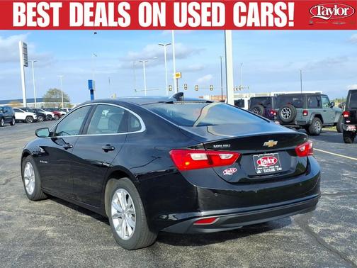 Mosaic Black Metallic 2024 Chevrolet Malibu LT