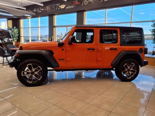 2025 Jeep Wrangler 4xe Sport