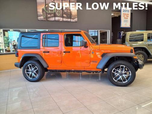 2025 Jeep Wrangler 4xe Sport