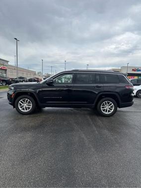 2022 Jeep Grand Cherokee L Laredo