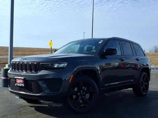 2023 Jeep Grand Cherokee Altitude
