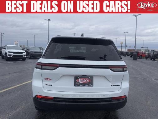 Bright White Clearcoat 2023 Jeep Grand Cherokee Limited