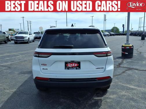 Bright White Clearcoat 2023 Jeep Grand Cherokee Limited