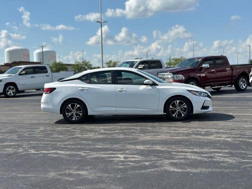 2022 Nissan Sentra SV