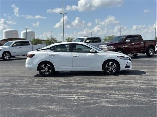 2022 Nissan Sentra SV