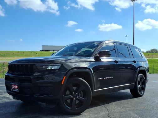 2023 Jeep Grand Cherokee L Laredo